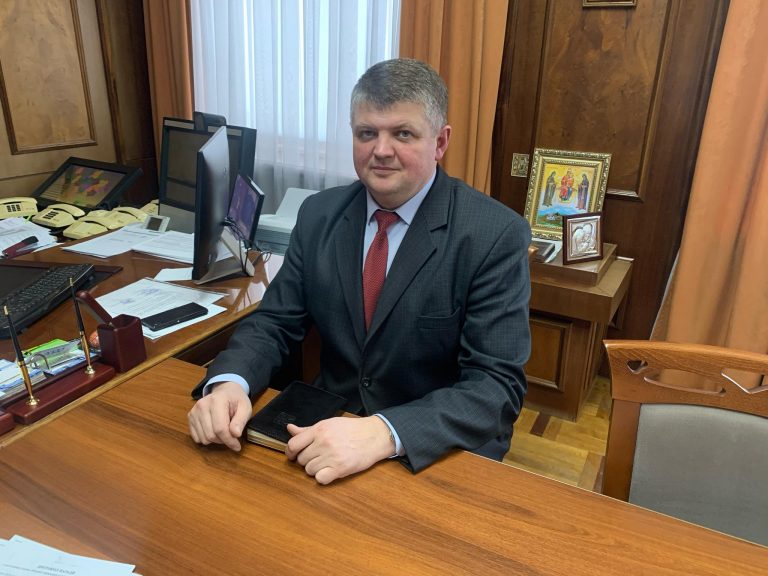 Вся увага на інфекційну лікарню: передали ще три апарати штучної вентиляції легень 6 Fedoriv 1
