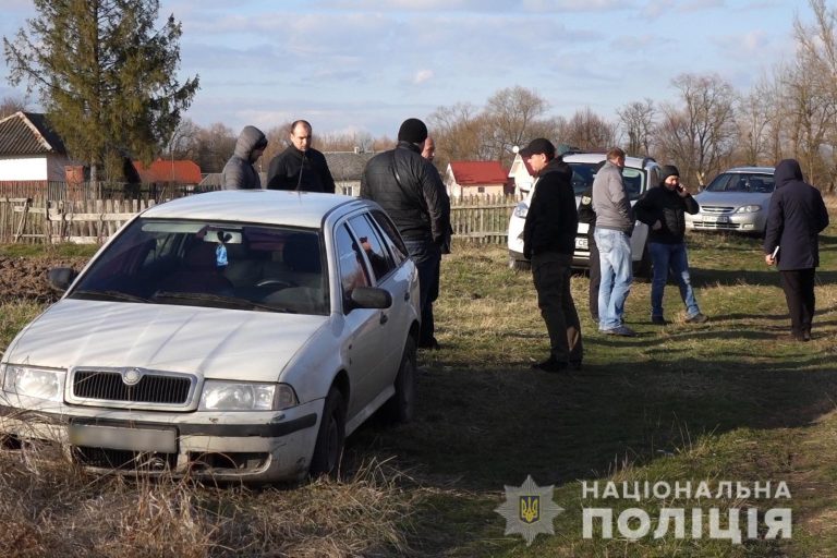 Поліцейські розкрили вбивство таксиста у Тисменицькому районі 5 politsiya 1