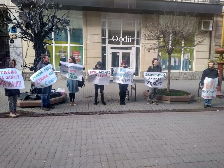 Маємо "Демократичну сокиру"? 2 sokyra