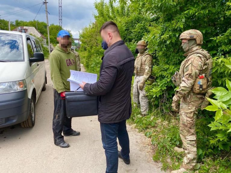 З Єгипту в Україну літаками доставляли щомісяця до 10 кг наркотичних речовин 7 100477538 3010546805698657 379476243390660608 n