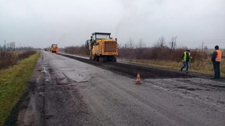 Народний депутат закликає негайно ремонтувати одну із Надвірнянських доріг(Документ) 4 23621254 1308992769205751 5774356993245913287 n