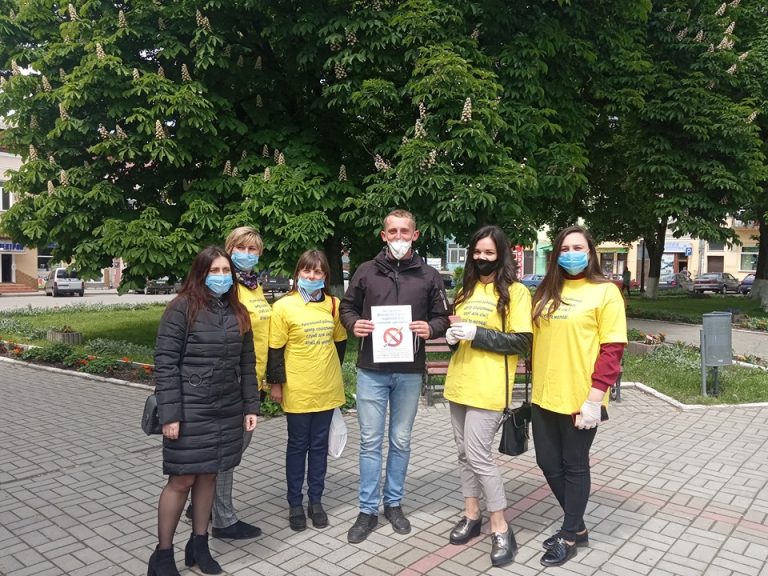 У Рогатині провели акцію "Дихай вільно!" (ФОТО) 2 72e5c