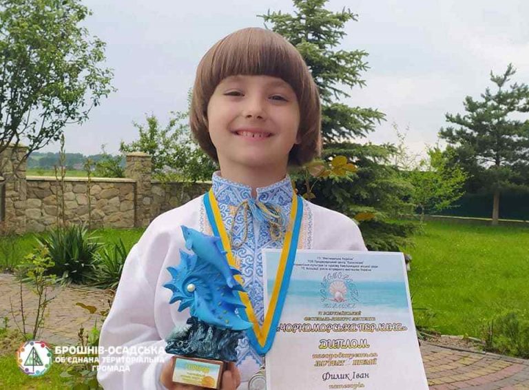 Прикарпаття співає: перемагають вокалісти з Брошнів-Осади 6 106097093 1178305192505217 8716560505693107870 n