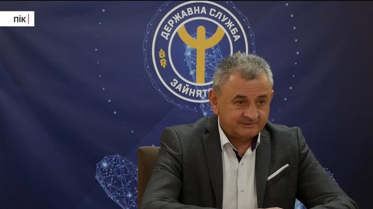 Анонс інтерв’ю з Василем Цимбалюком, директором Івано-Франківського обласного центру зайнятості 8 P1150441.00 09 49 21.Still001
