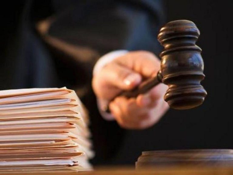 Прикарпатська прокуратура відстояла в суді покарання за смерть 41-річного чоловіка 4 sud zvilnyv z pid varty dvokh bojovykiv nvf