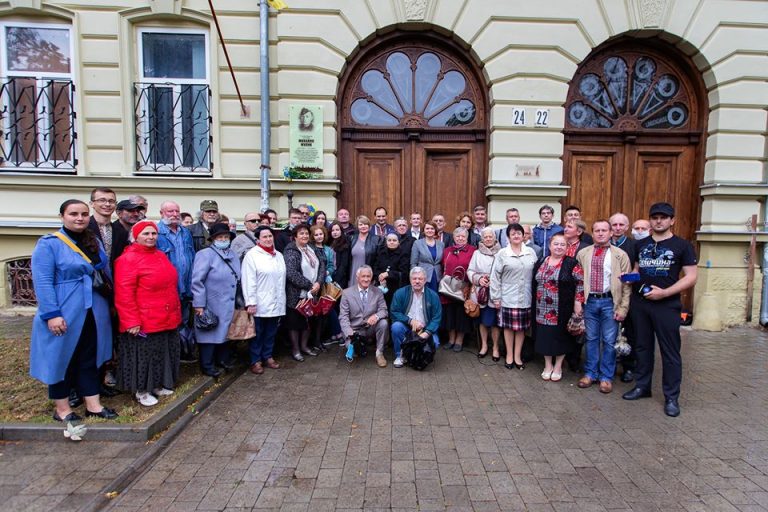 100 років легендарного життя і дошка пам'яті у Франківську 8 108050853 3225350587488001 1392365065340201677 o