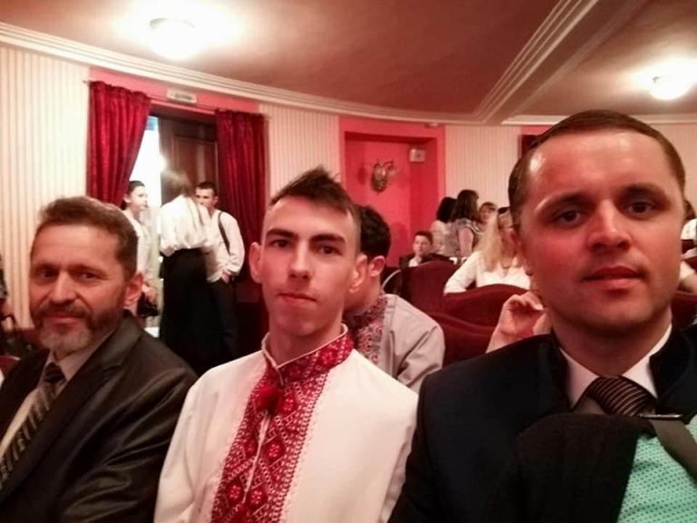 Учень Долинського ліцею отримав по 200 балів за ЗНО з математики і фізики 11 1595251437 6544b0053bf817a6bea9