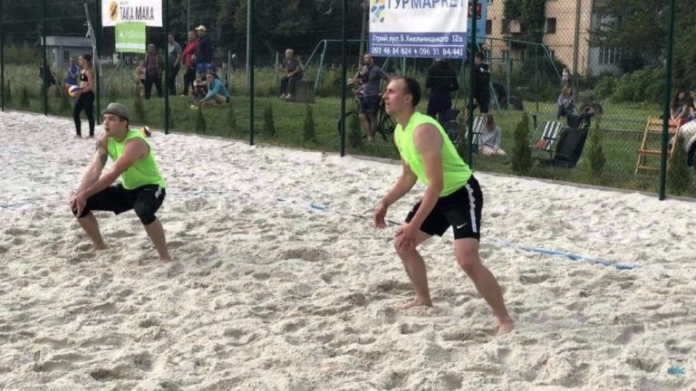Як торгові менеджери з Коломиї виступили на Всеукраїнському чемпіонаті з пляжного волейболу (ВІДЕО) 3 photo5258139065776189483