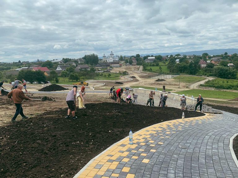 У Богородчанському районі активно будують Хресну Дорогу (ФОТО) 20 0 02 05 33c377d97fe99e214b3fc6adc64d79c0fc13c1a9c43f4454ceb2d78c0771b4f2 a8f5a44d 1024x768 1
