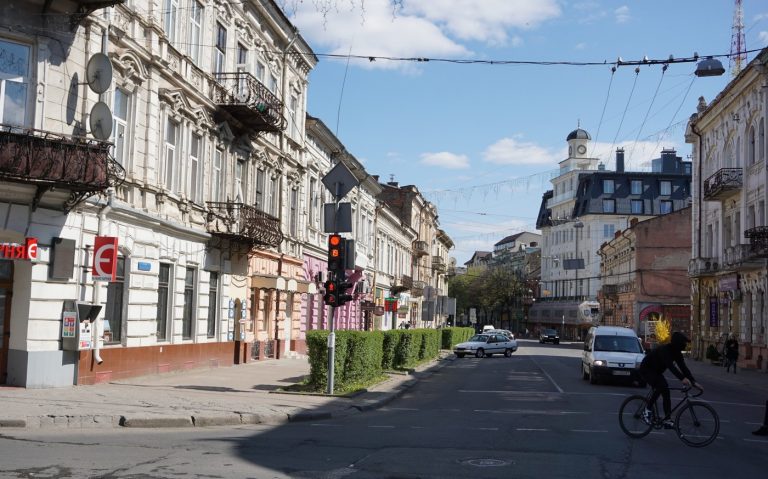 Було-стало: на вулиці Січових Стрільців у Івано-Франківську (ФОТО) 1 117339332 615729259371040 6918643622970935006 n 1