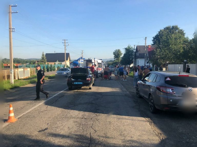Минулої доби під колеса авто на Прикарпатті потрапили двоє неповнолітніх дівчат (ФОТО) 5 117341445 4567677503272854 8682842948422479755 o