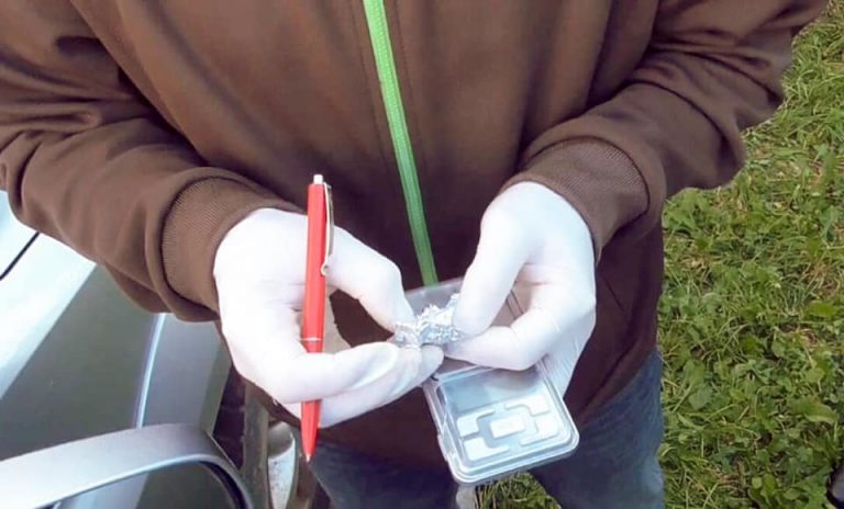 Поліцейські під час обшуку вилучили у прикарпатця наркотики та зброю 9 117825213 4607229509317653 7859399295169157137 n