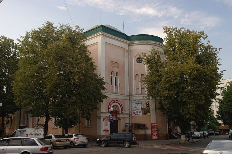 У Франківську відновлять синагогу, яку затопило 2 1200px 26 101 0443 Ivano Frankivsk SAM 0513