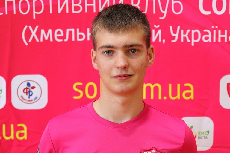 Олег Гуцуляк забиває дебютний м'яч в Eкстра-Лізі 8 Gutsulyak1