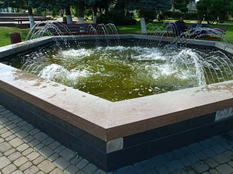 акт вандалізму в Снятині