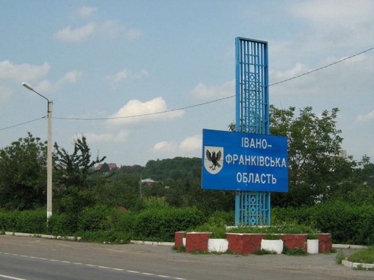 Місцеві вибори на Прикарпатті: хто з політиків та партій лідирує 5 Місцеві вибори на Прикарпатті: хто з партій та політиків в лідерах