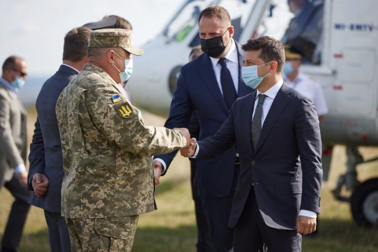 Президент Володимир Зеленський відвідає Івано-Франківськ. Зараз він у Ланчині (ВІДЕО) 8 cc9aa50670c9ef641dd9bd8c73d028dd 1600416566 extra large