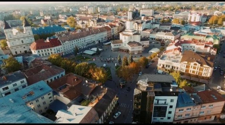 Івано-Франківськ посів перше місце у рейтингу найкращих міст України для бізнесу 3 Івано-Франківськ перший за рейтингом Forbes
