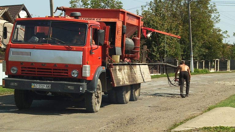 Села Коломийщини тепер маюьть оновлене дорожнє покриття
