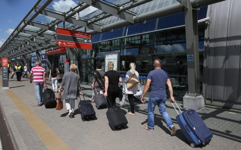Українські бізнесмени через карантин їдуть до Польщі