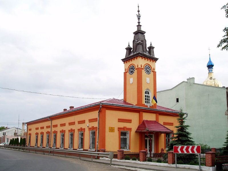 1200px Town hall Bolekhiv 1