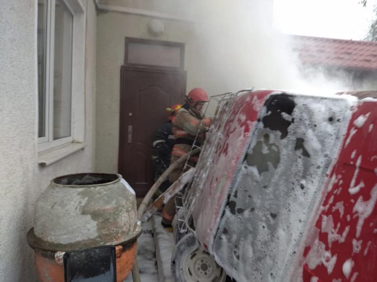 На Долинщині горіла автівка (ФОТО) 9 120914685 975487026295486 643750358922583958 n