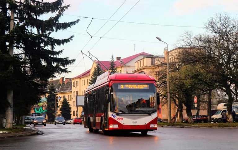 У Франківську змінять графік руху міського транспорту (РОЗКЛАД) 9 121378927 3446390495429136 3385721360078176024 n