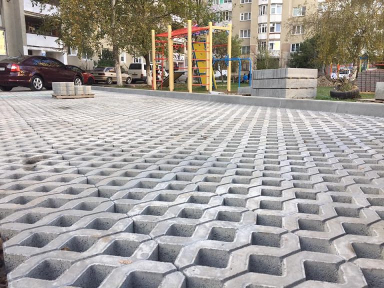 В Івано-Франківську на вулиці Молодіжній ремонт (ФОТО) 9 122971014 3419778384783863 7352401259763594506 n