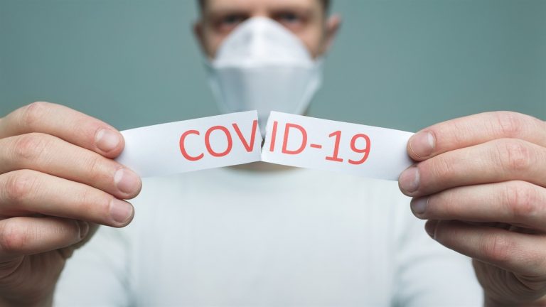 Як на Прикарпатті священник перехворів на Covid-19 (ВІДЕО) 5 Як на Прикарпатті священник перехворів на Covid-19 (ВІДЕО)