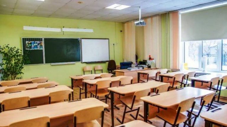 "Ліміт канікул вичерпаний": Франківськ продовжує навчальний процес 6 image 1 1
