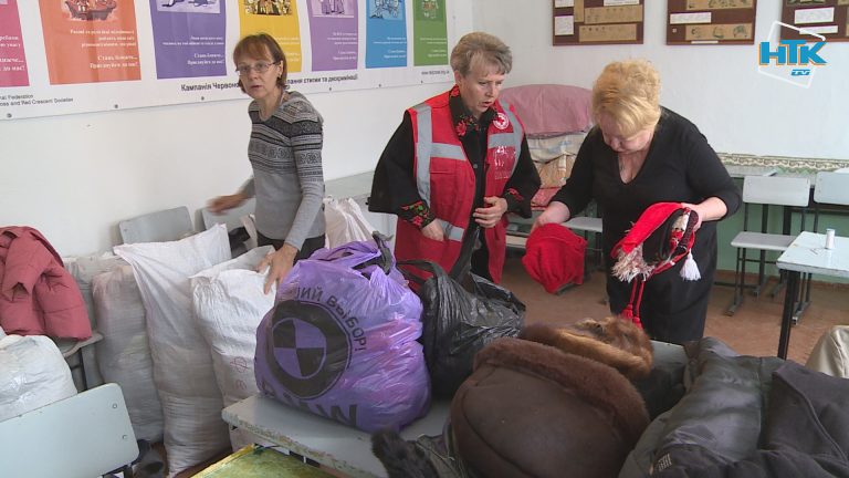 Мешканці Коломиї зібрали гуманітарну допомогу для постраждалих від пожеж на Луганщині (ВІДЕО) 9 shid dopomoga 271020