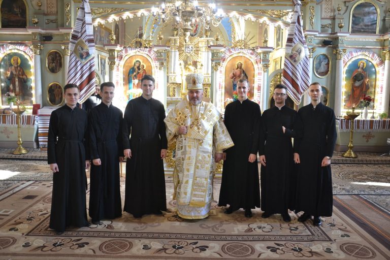 В Коломийському районі відзначили 120-річчя з дня освячення храму у Воскресінцях 9 120-річчя з дня освячення храму у Воскресінцях