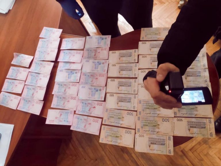 На Прикарпатті хабар 15 тисяч гривень чоловік пропонував слідчому (ФОТО) 8 123906910 5030358210338112 5875461857367124465 n