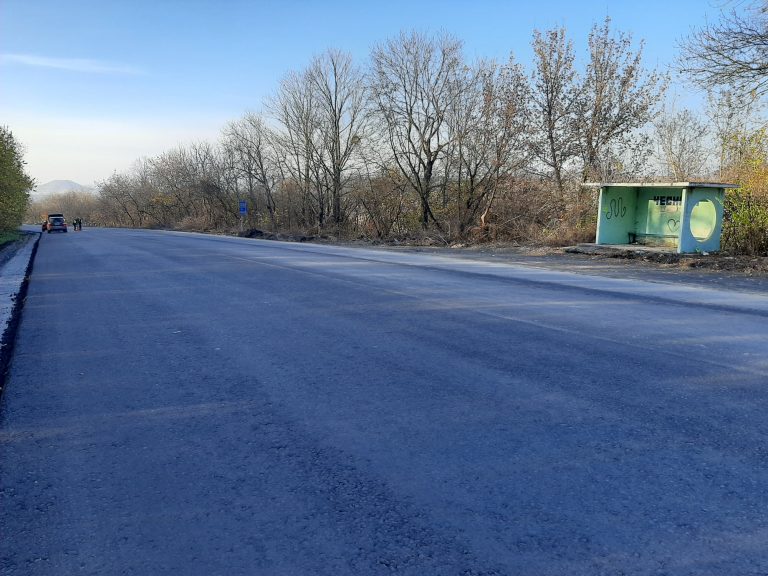 На Івано-Франківщині триває ремонт дороги "Стрий- Тернопіль - Кропивницький - Знам'янка" (ФОТО) 6 На Івано-Франківщині триває ремонт дороги "Стрий- Тернопіль - Кропивницький - Знам'янка" (ФОТО)