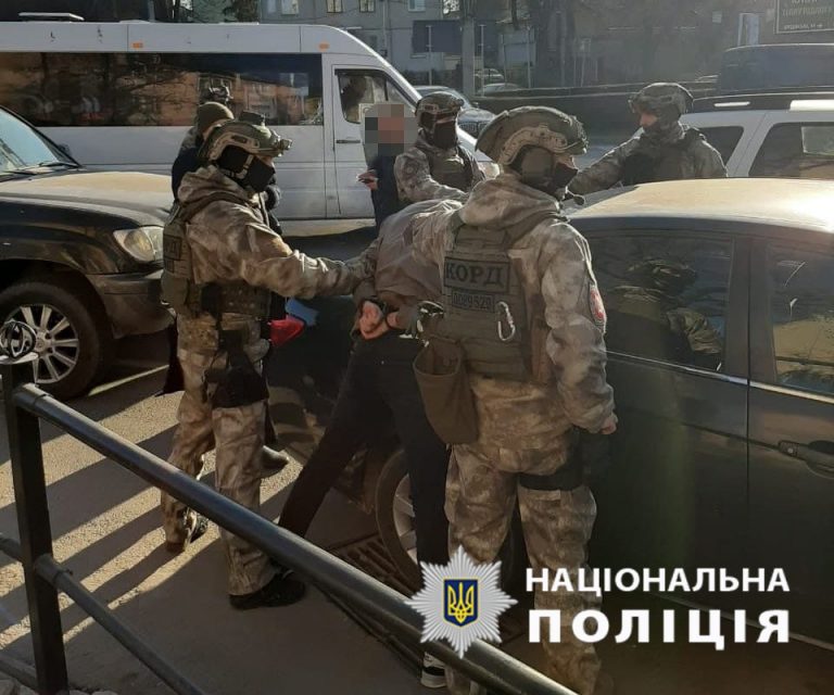 На Тернопільщині "прикрили" злочинну групу, яка нападала і грабувала людей (ФОТО) 7 128626297 386808379419183 114486987132225758 n