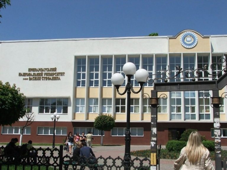 За доброчесність: на Прикарпатті стали відомі результати боротьби відомого вузу 2 На Прикарпатті