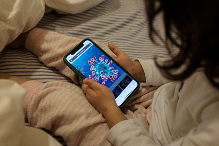 Прикарпатцям на замітку: куди звертатися із запитаннями щодо COVID-19 6 запитання щодо COVID -19