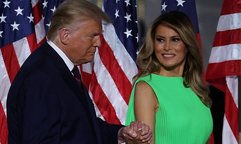 Меланія зібралася покинути Трампа, а дружина Байдена не хоче покидати учительську роботу (ФОТО) 9 Меланія зібралася покинути Трампа