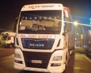 У Польщі надпис "Бандера" на вантажівці наробив скандалу 