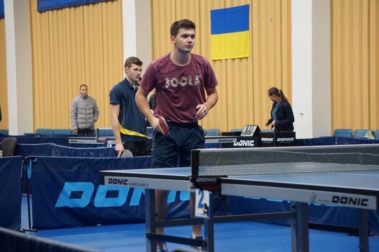 Спортсмен з Косова здобув "срібло" на чемпіонаті з настільного тенісу (ФОТО) 2 Спортсмен з Косова здобув "срібло" на чемпіонаті з настільного тенісу (ФОТО)