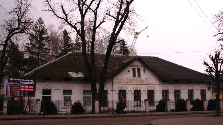 У Коломиї хочуть знести історичну будівлю: люди обурені (ФОТО) 9 приміщення старої військової казарми