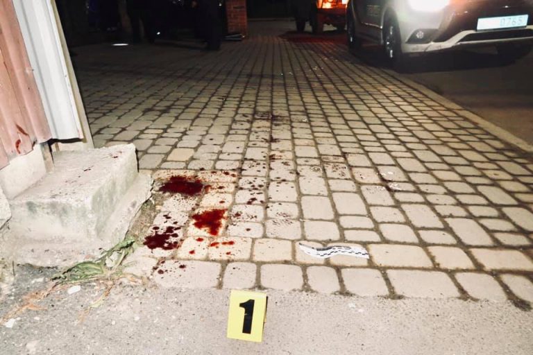 У Коломиї "п'яний" конфлікт закінчився різаниною (ФОТО) 13 129919232 5174597865914145 5564499433279517563 n