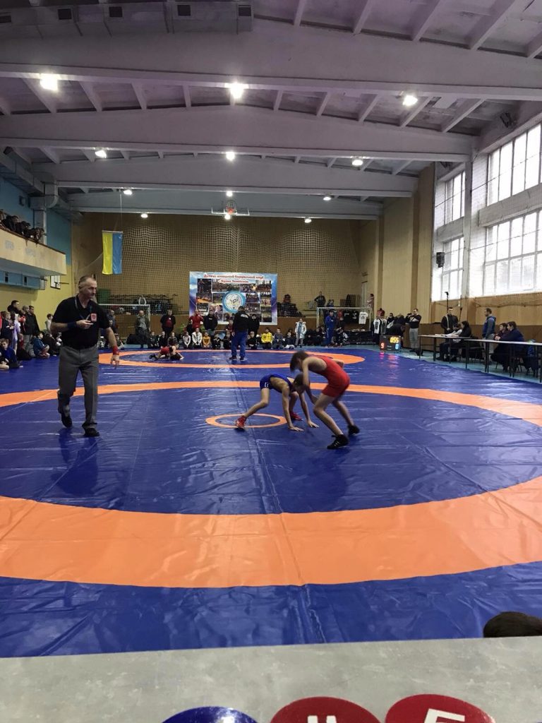 У Калуші відбулися змагання з вільної боротьби (ФОТО) 10 131426652 3981638648524555 8510849562110841095 o