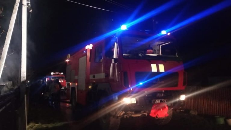 На Долинщині та Тлумаччині на Католицьке Різдво сталися пожежі (ФОТО) 1 На Долинщині та Тлумаччині на Католицьке Різдво сталися пожежі (ФОТО)