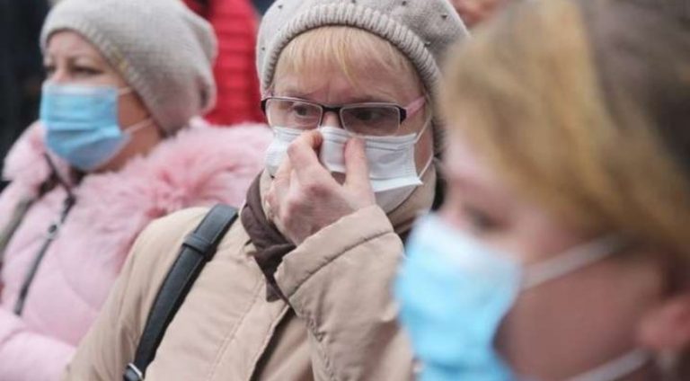 Захисна маска: скільки грошей вона витягла з гаманців прикарпатців 2 Захисна маска: скільки грошей вона витягла за рік з гаманців прикарпатців