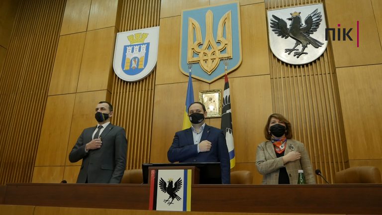Позачергова сесія Франківської міськради: турборежим в дії (ВІДЕО) 4 P1290228.00 00 39 19.Still001