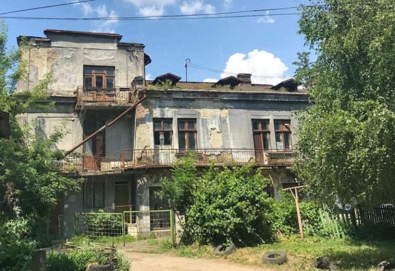 У Франківську виставили на продаж будинок, в якому творив Опанас Заливаха (ФОТО) 2 130308309 4063034300375276 5740694608740935331 o