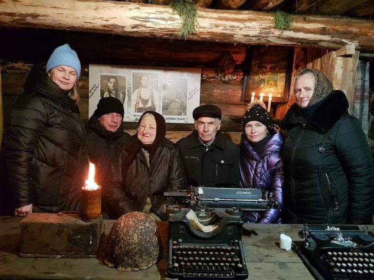 У селі Великий Ключів на Прикарпатті відновили історичну криївку (ФОТО) 6 У селі Великий Ключів на Коломийщині відновили зруйновану криївку (ФОТО)