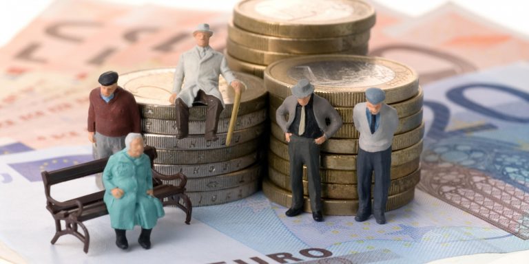 Вимоги до стажу в 2021: хто зможе вийти на пенсію в 60 років 8 Вимоги до стажу в 2021: хто зможе вийти на пенсію в 60 років