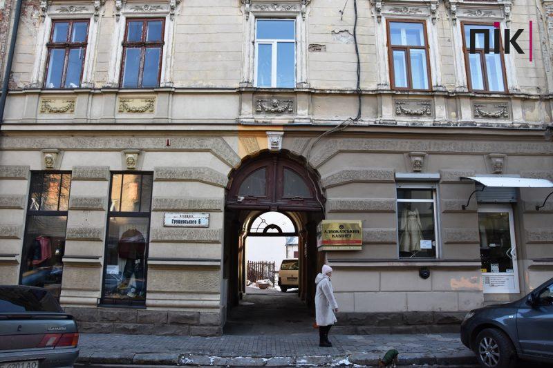 Івано-Франківськ навиворіт: вулиця Грушевського (ФОТОРЕПОРТАЖ) 9 DSC 0152 scaled